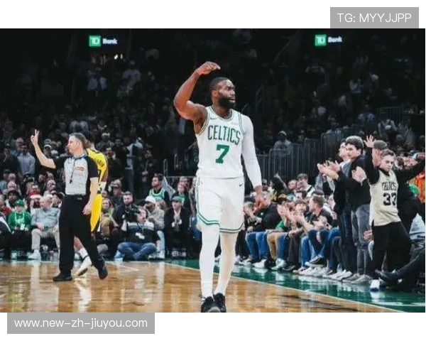 凯尔特人逆袭步行者，布朗末节14分带队翻盘